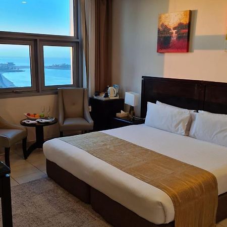 Costa Del Sol Hotel Kuwait City Exterior foto