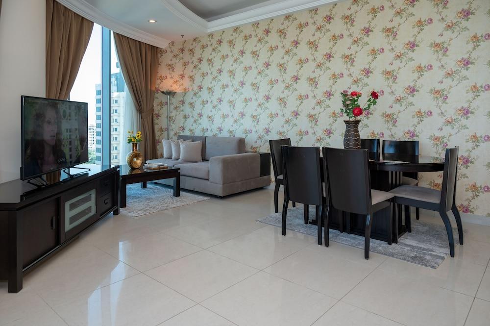Costa Del Sol Hotel Kuwait City Exterior foto